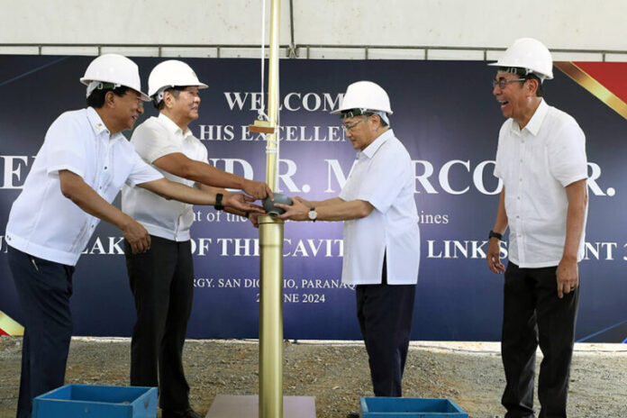 Marcos leads CAVITEX Links groundbreaking